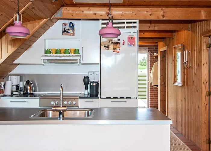 度假居 6 Person In *